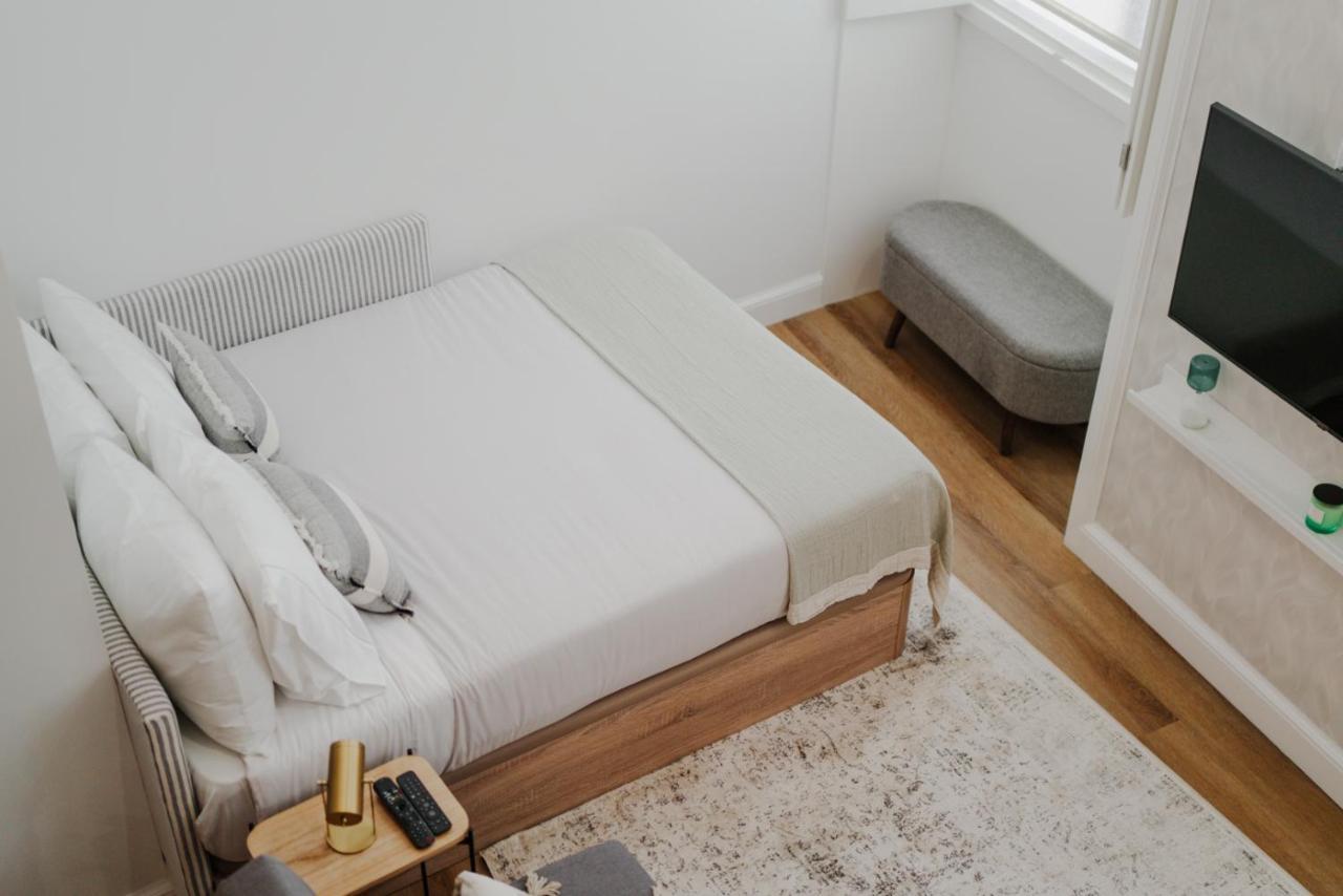 Charming Central Studio With Ac, Next To Metro Station Apartamento Porto Exterior foto